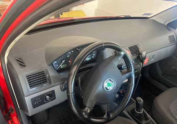 Skoda Fabia cena 7500 przebieg: 351000, rok produkcji 2000 z Dobrzyca małe 7